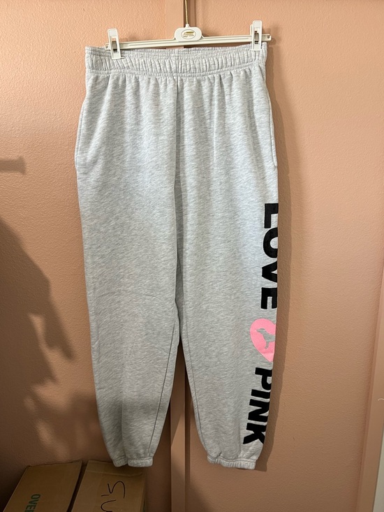 PINK Victoria's Secret Light Gray Zip-Up Sweatshirt with Pink Logo & Joggers Set - Picture 11 of 14